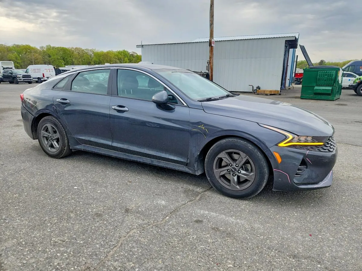 KIA K5 27 2023