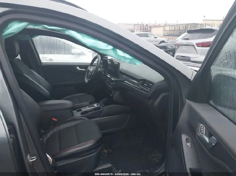 FORD ESCAPE ПОЛНЫЙ ПРИВОД AWD) 2024