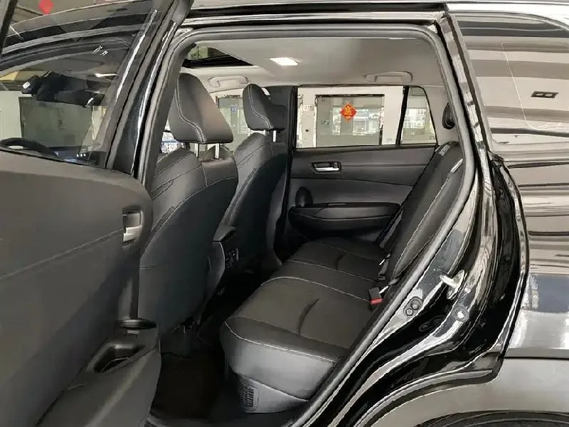 TOYOTA COROLLA CROSS 2023