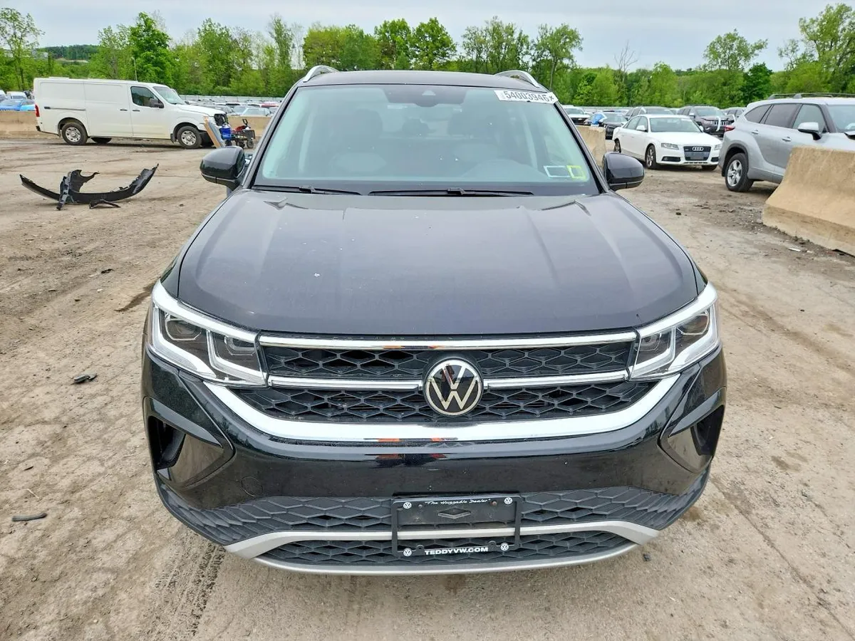 VOLKSWAGEN TAOS SEL 2022