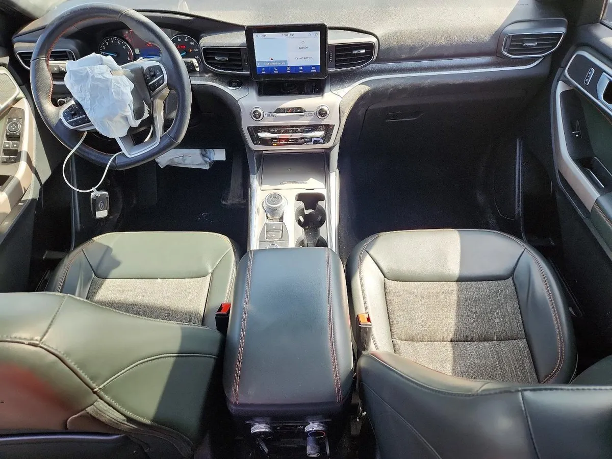 FORD EXPLORER TIMBERLINE 2 2023