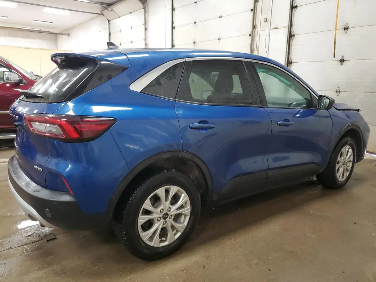 FORD ESCAPE 181 Л.С 2023