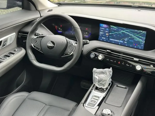 DONGFENG AEOLUS HUGE 2025