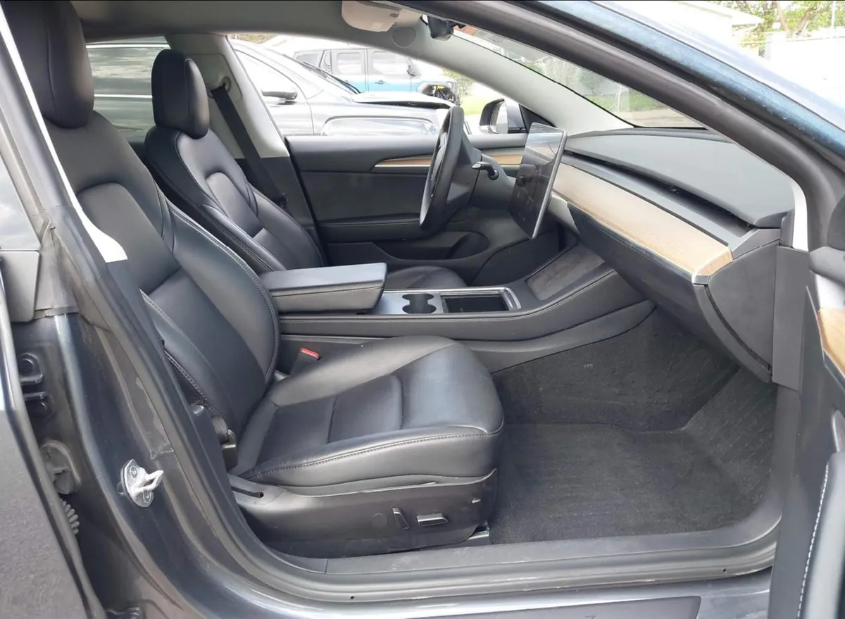 TESLA MODEL 3 REAR-WHEEL 2022