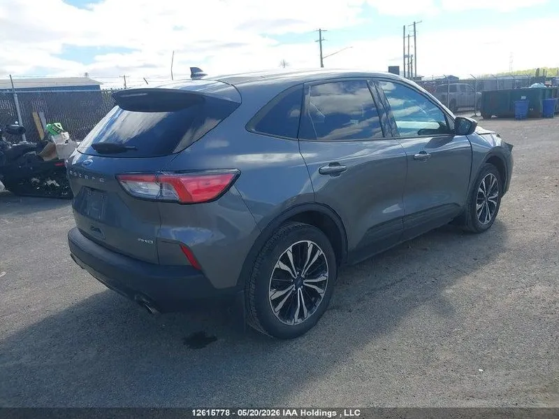 FORD ESCAPE SE 2022