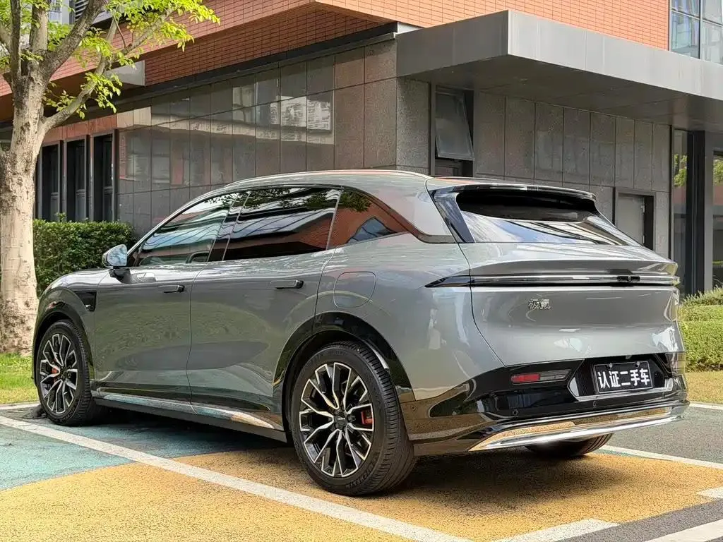 ZEEKR 7X 2025