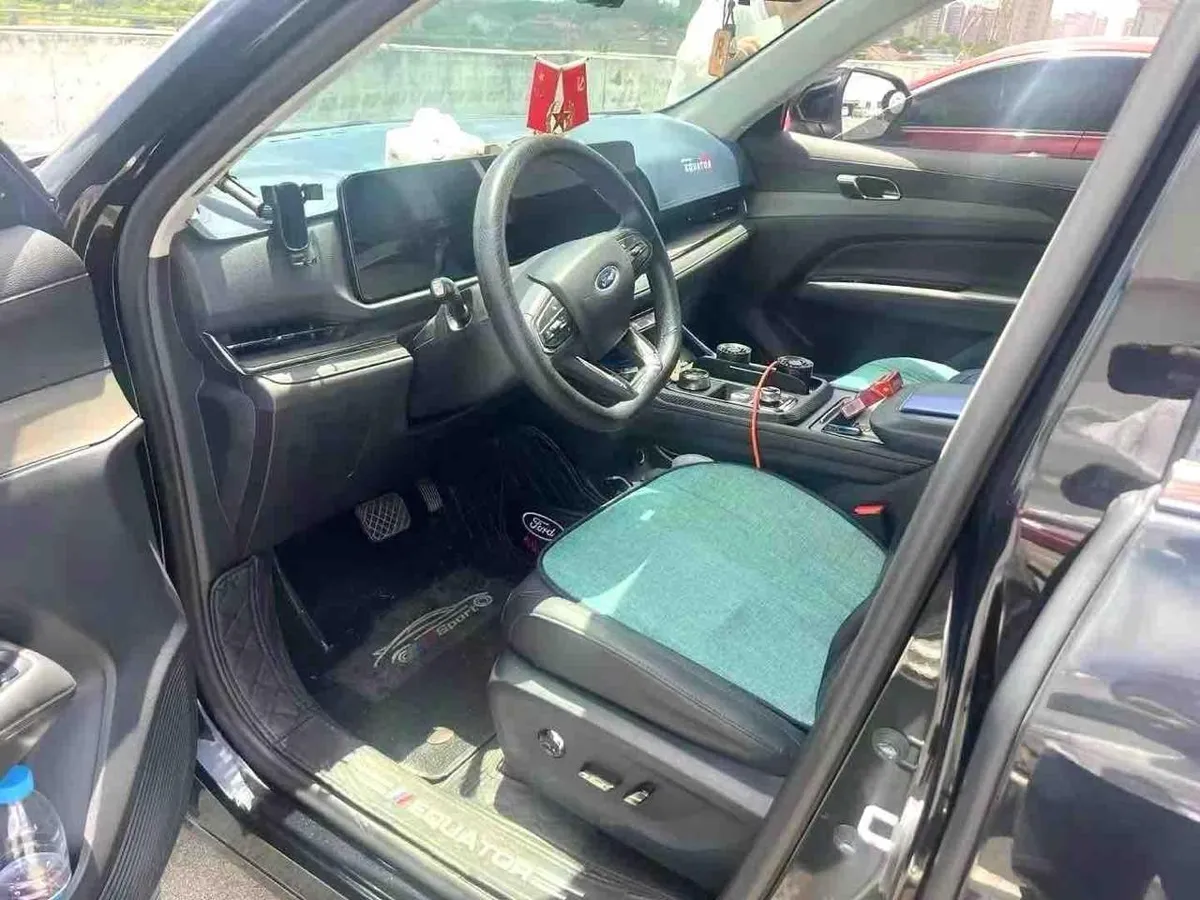 FORD LINGRUI ELITE 2022