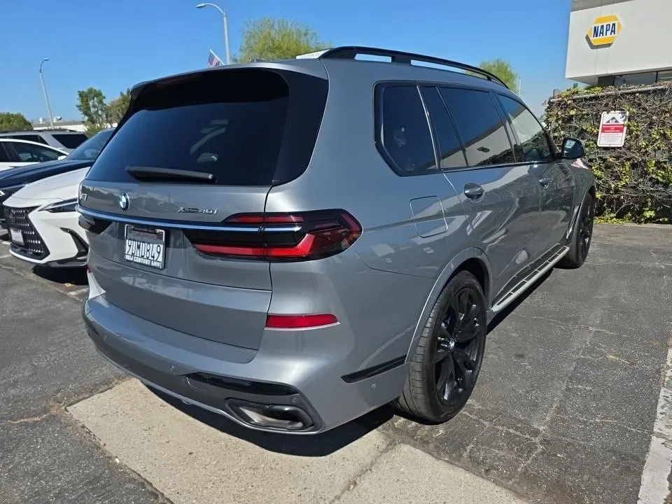 BMW X7 ПОЛНЫЙ ПРИВОД XDRIVE 2023