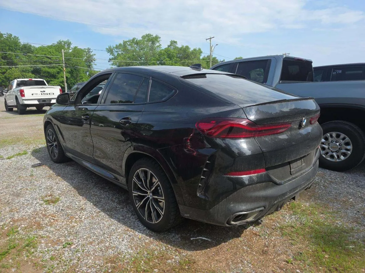BMW X6 SPORTS ACTIVITY COUPE 2022