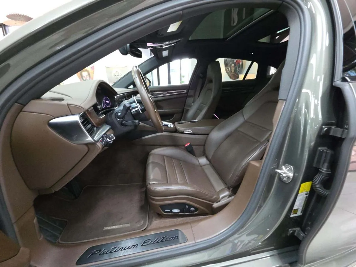 PORSCHE PANAMERA PLATINUM EDITION 2 2022
