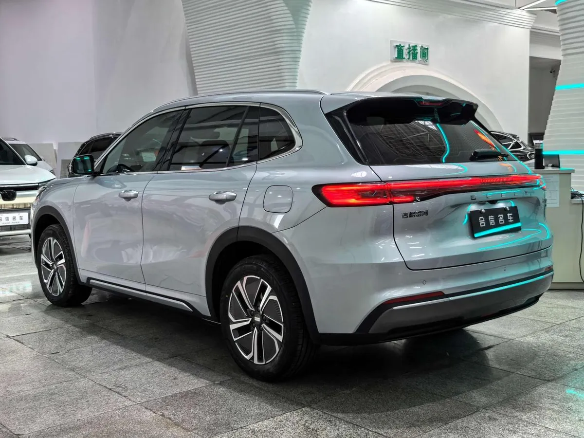 GEELY STARSHIP EM-I STARSHIP 7 EM-I 2025