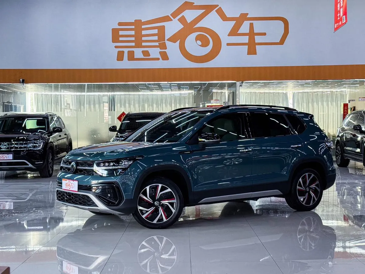VOLKSWAGEN TAOS 2023