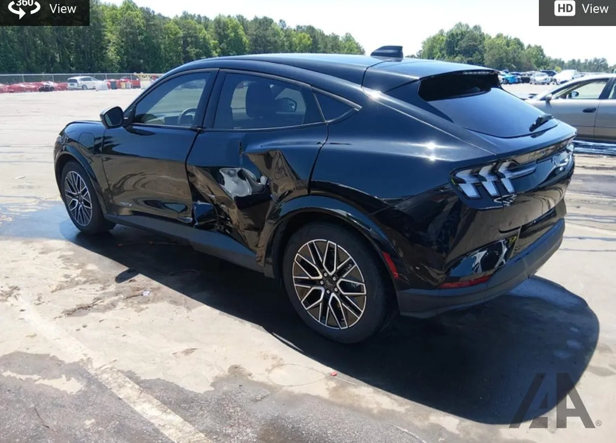 FORD MUSTANG MACH-E PREMIUM 2025