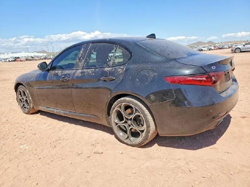 ALFA ROMEO GIULIA SUPER 2022