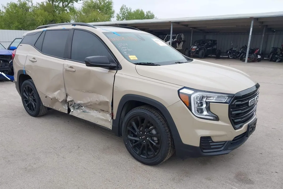 GMC TERRAIN FWD SLE 2023