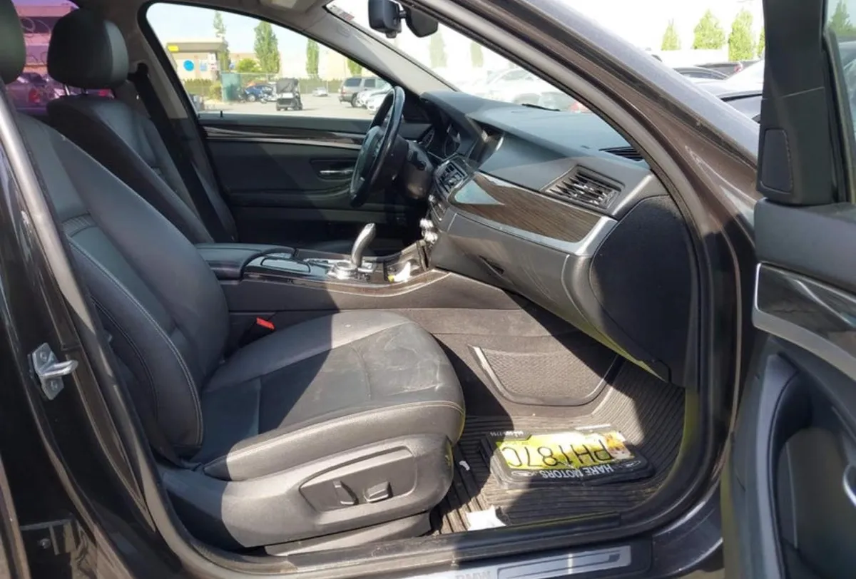 BMW 528 XI 2016
