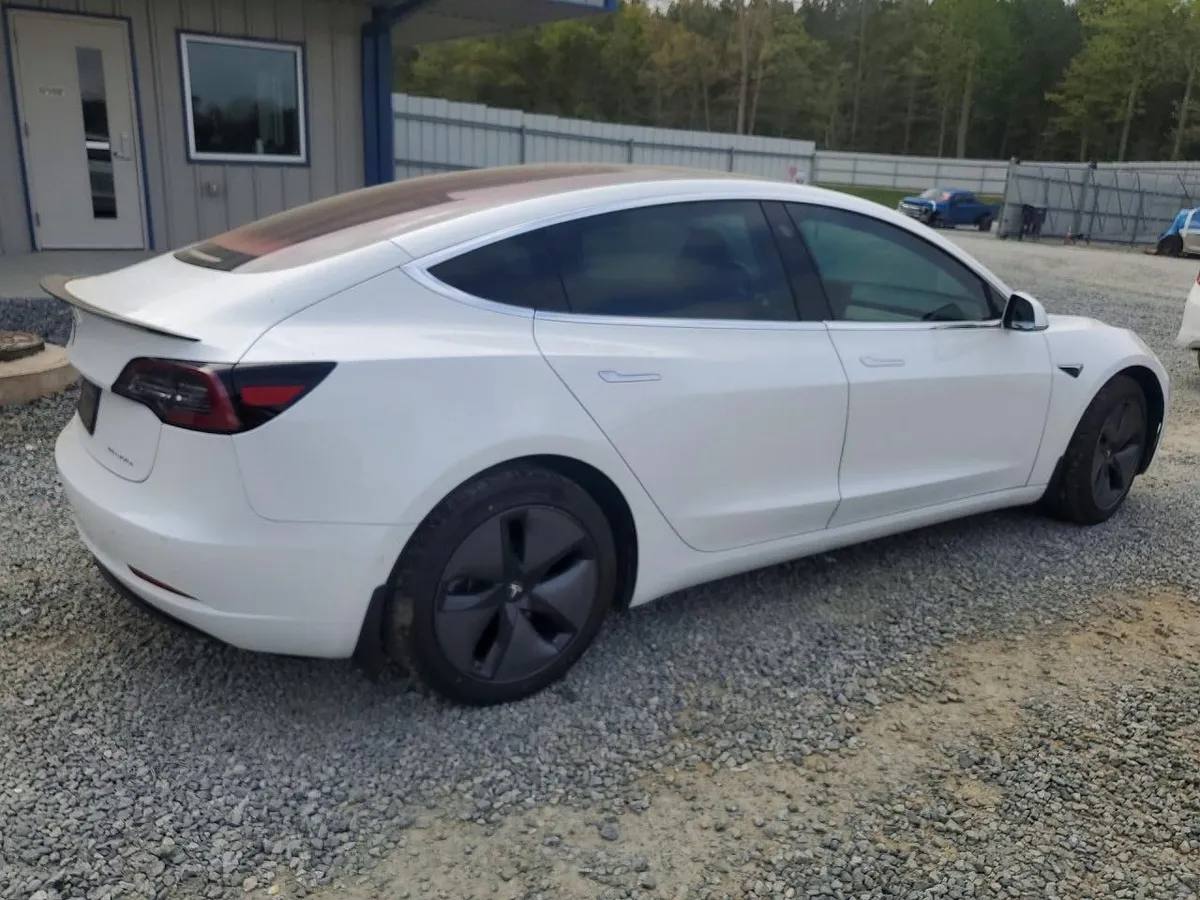 TESLA MODEL 3 2018