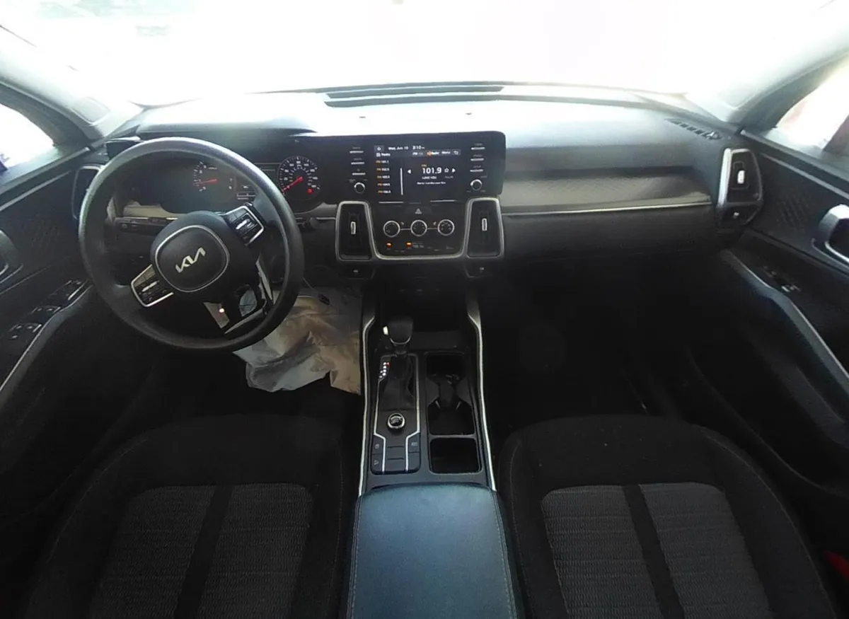 KIA SORENTO LX 2022