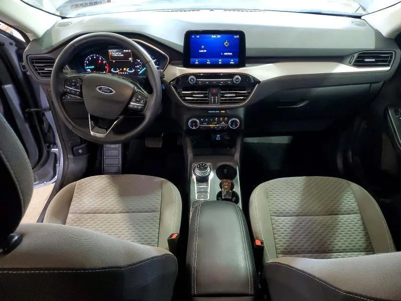 FORD ESCAPE SE 2022