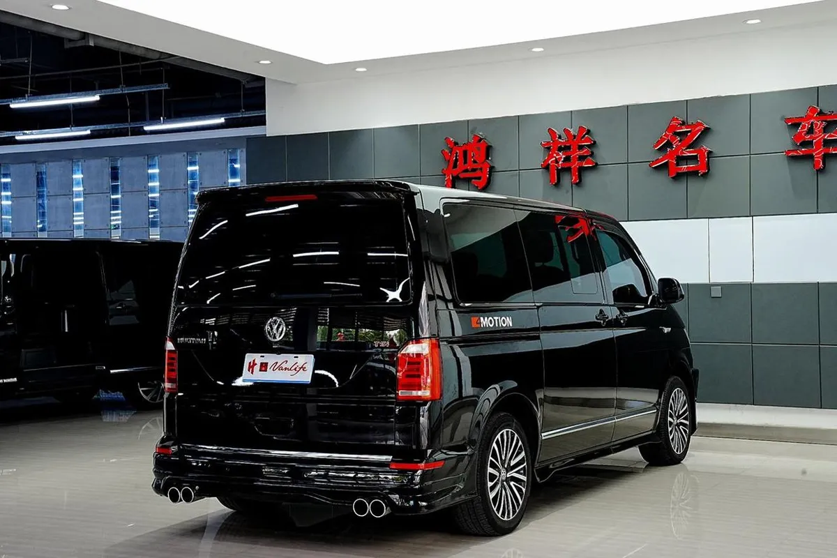 VOLKSWAGEN MULTIVAN LUXURY 2018