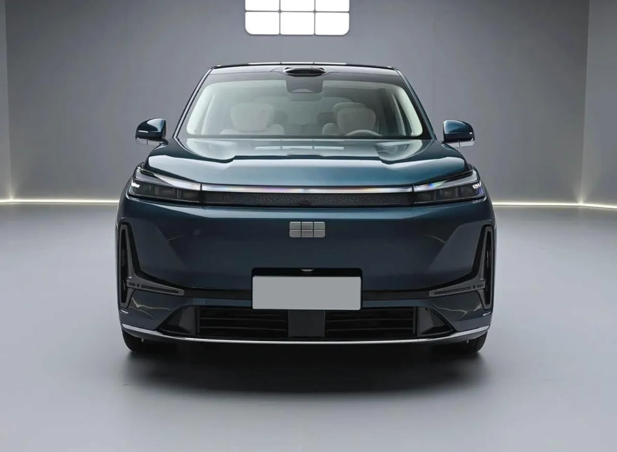 GEELY GALAXY M9 2025