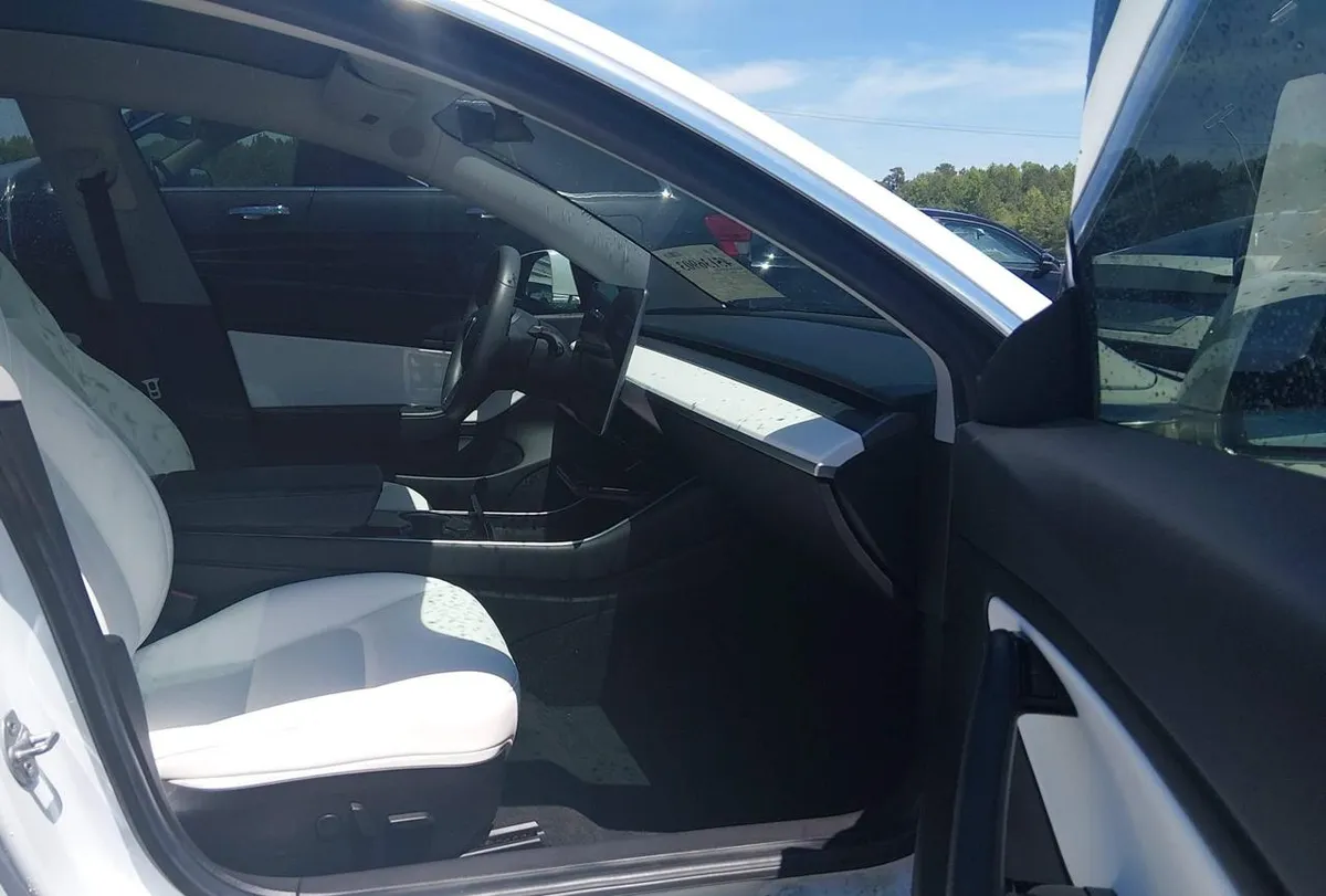 TESLA MODEL 3 LONG RANGE/PERFORMANCE 2019