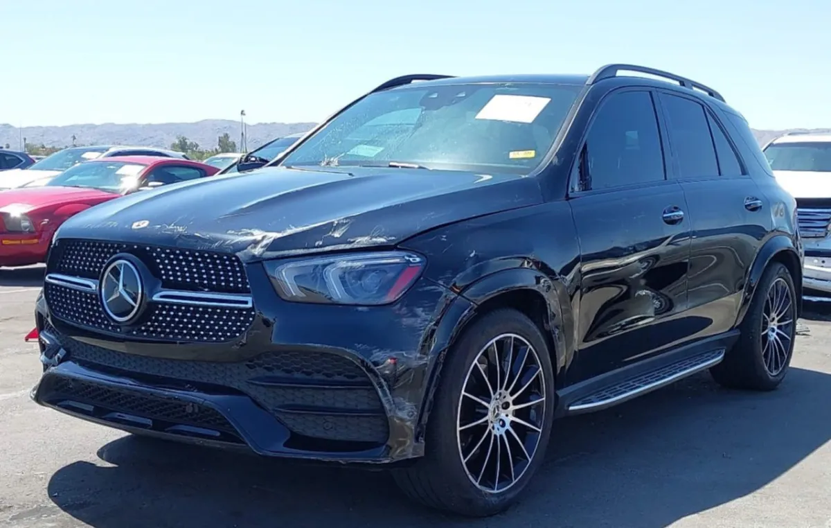 MERCEDES-BENZ GLE ФИРМЕННЫЙ ПОЛНЫЙ ПРИВОД 4MATIC ПАНОРАМНАЯ КРЫША ЦИФРОВАЯ ПАНЕЛЬ-КОКПИТ MBUX КОЖАНЫЙ САЛОН С КОНТУРНО 2023