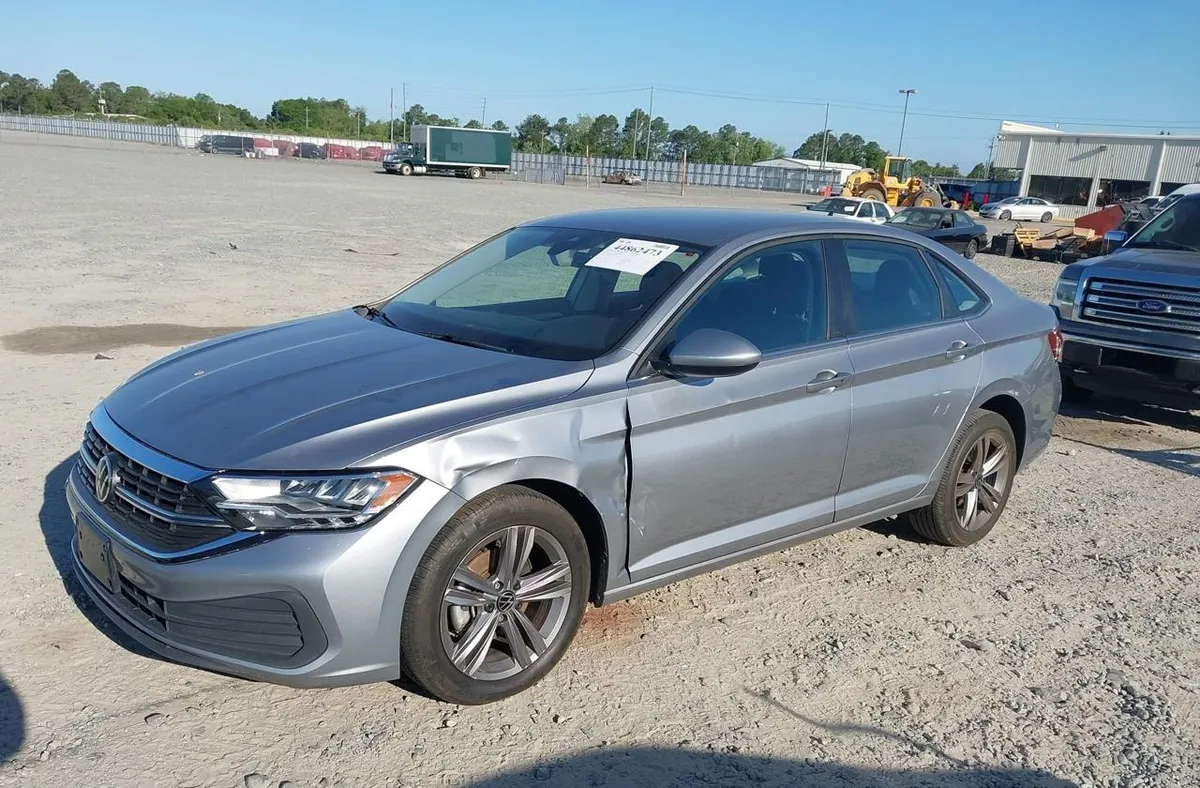 VOLKSWAGEN JETTA - - 2024