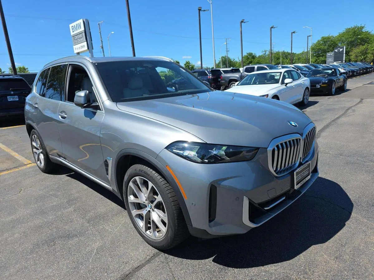 BMW X5 SPORTS ACTIVITY VEHICLE 2024