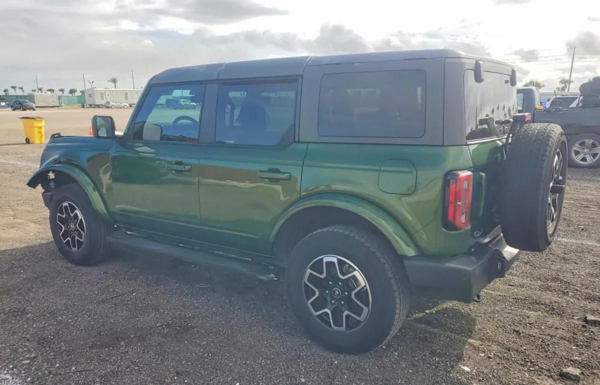 FORD BRONCO OUTER BANKS 2024