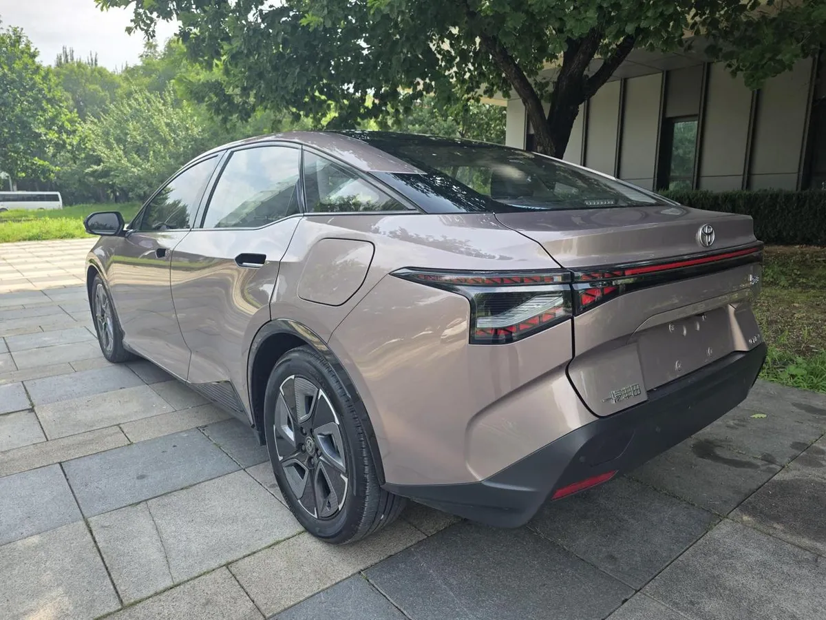 TOYOTA BZ3 PREMIUM 2023