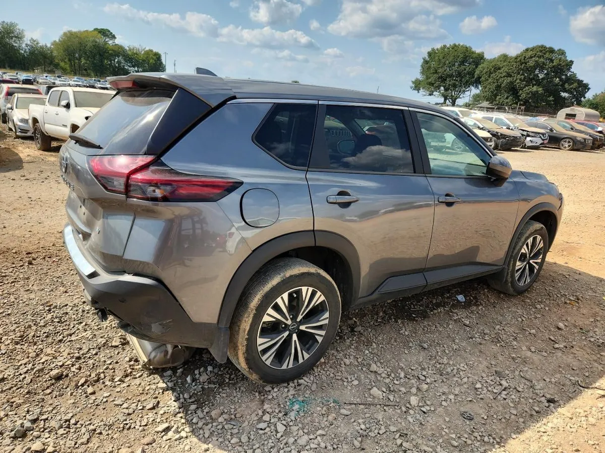 NISSAN ROGUE SV 2022