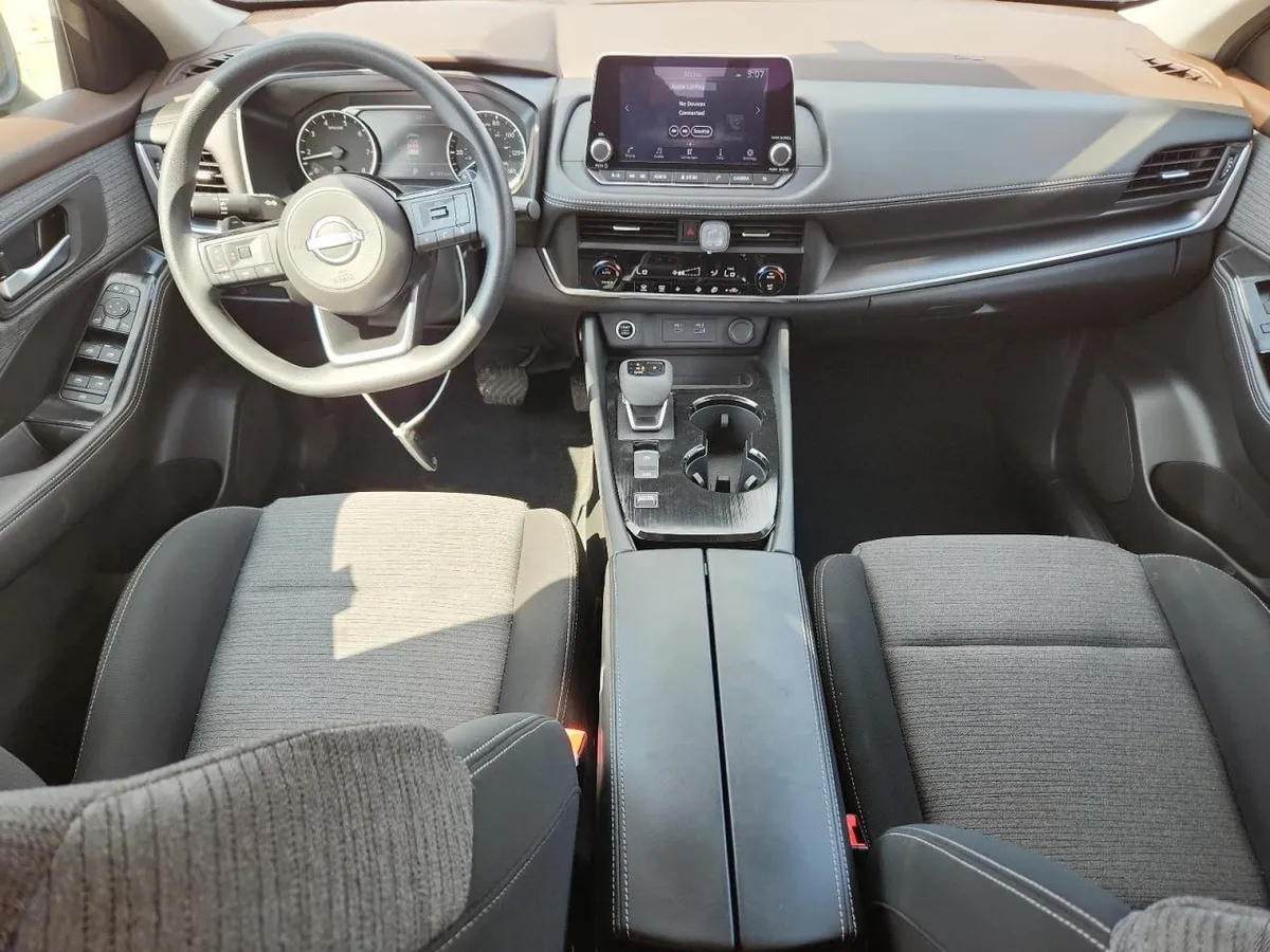 NISSAN ROGUE SV 2022