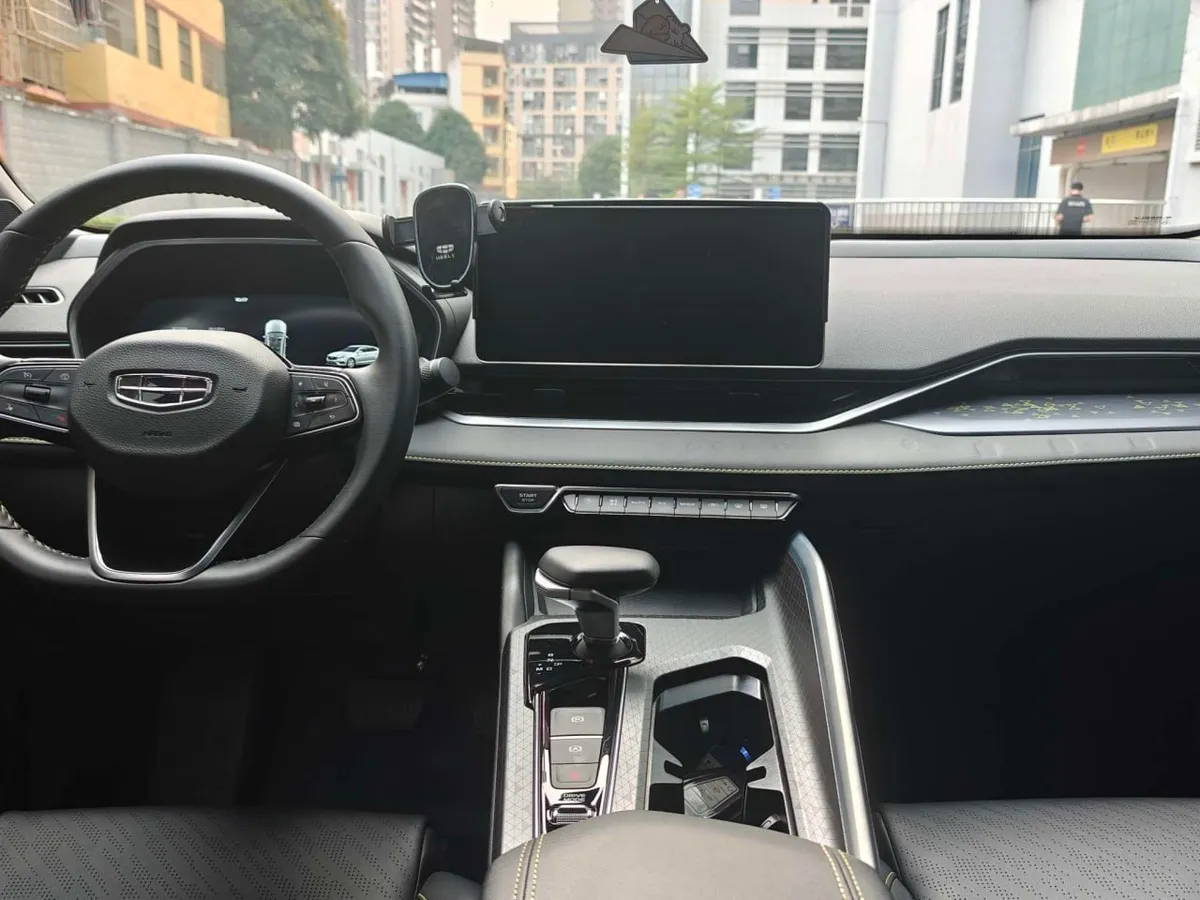 GEELY PREFACE 7DCT 2023