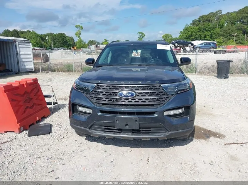 FORD EXPLORER XLT 2022