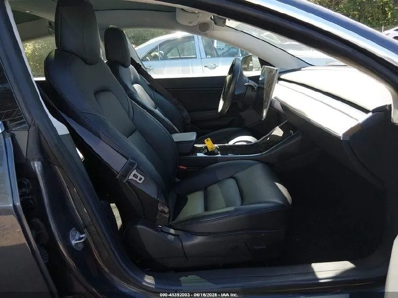 TESLA MODEL 3 2018