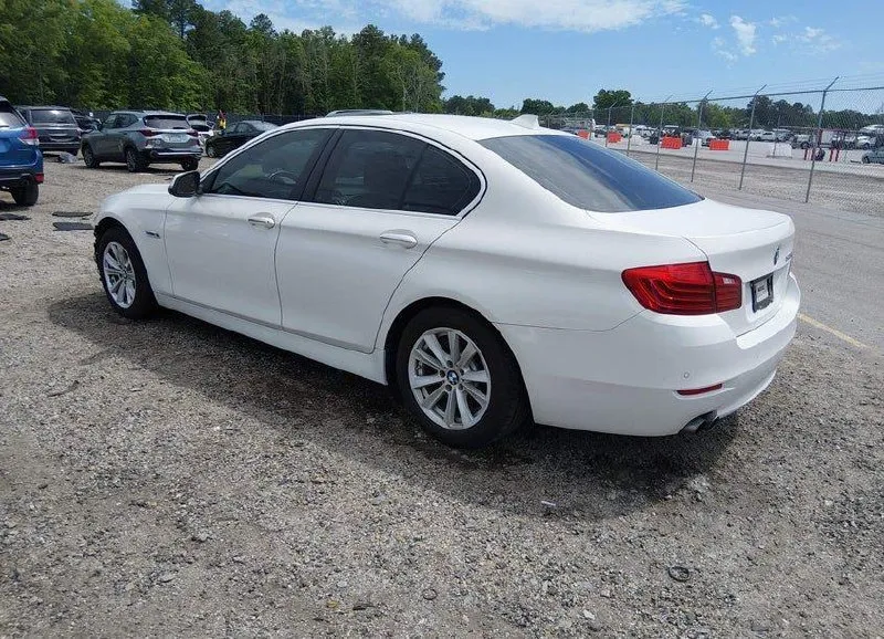 BMW 528I 2015