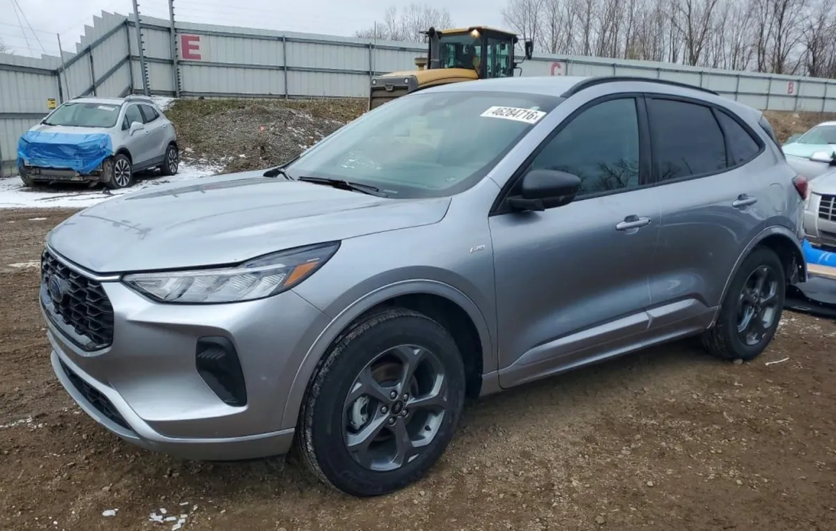 FORD ESCAPE ST-LINE 2024