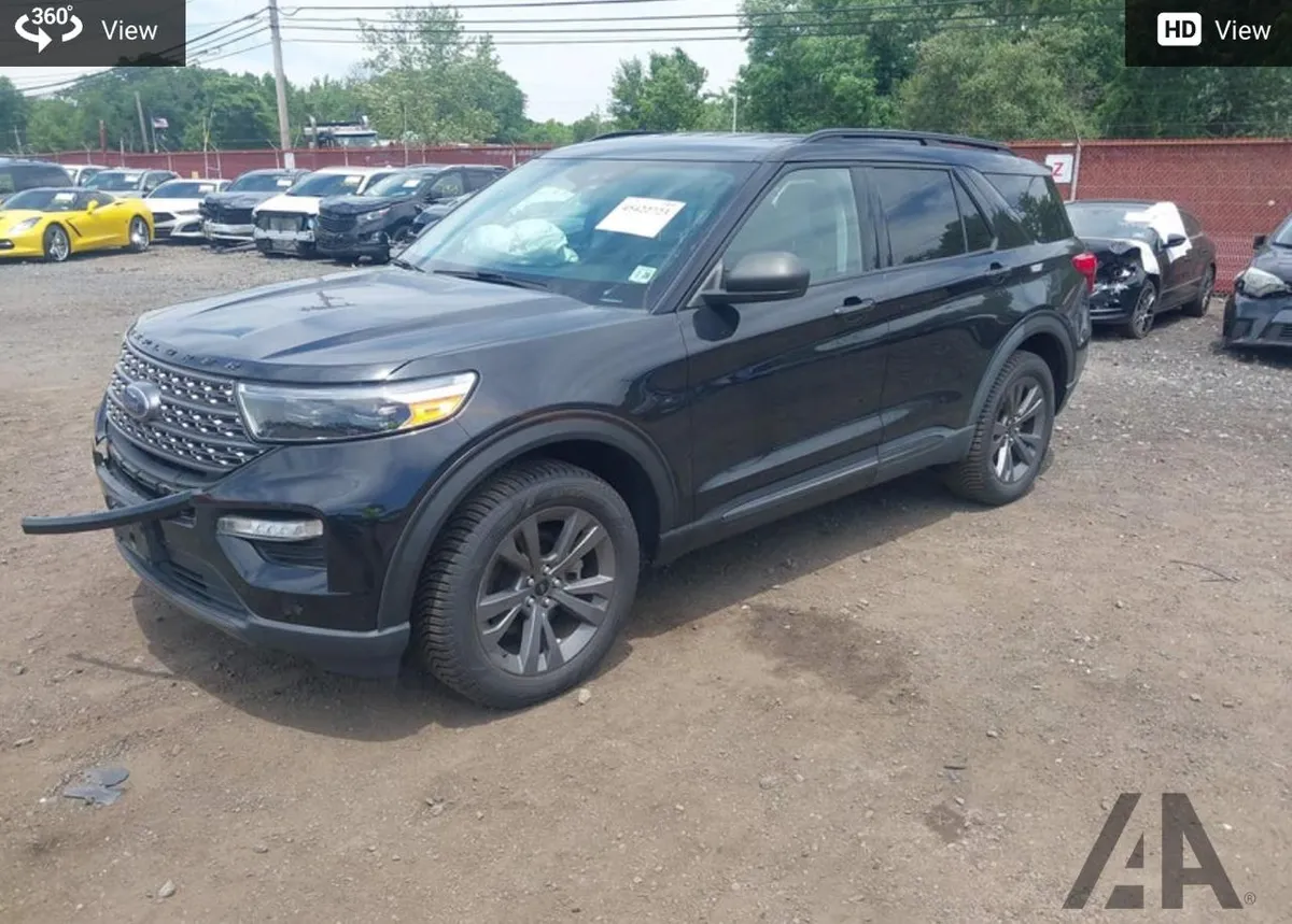 FORD EXPLORER XLT 2021