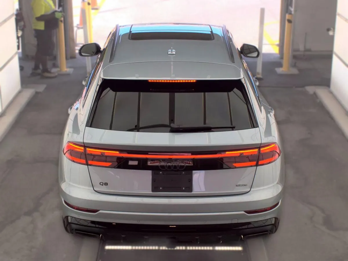 AUDI Q8 PREMIUM 2025