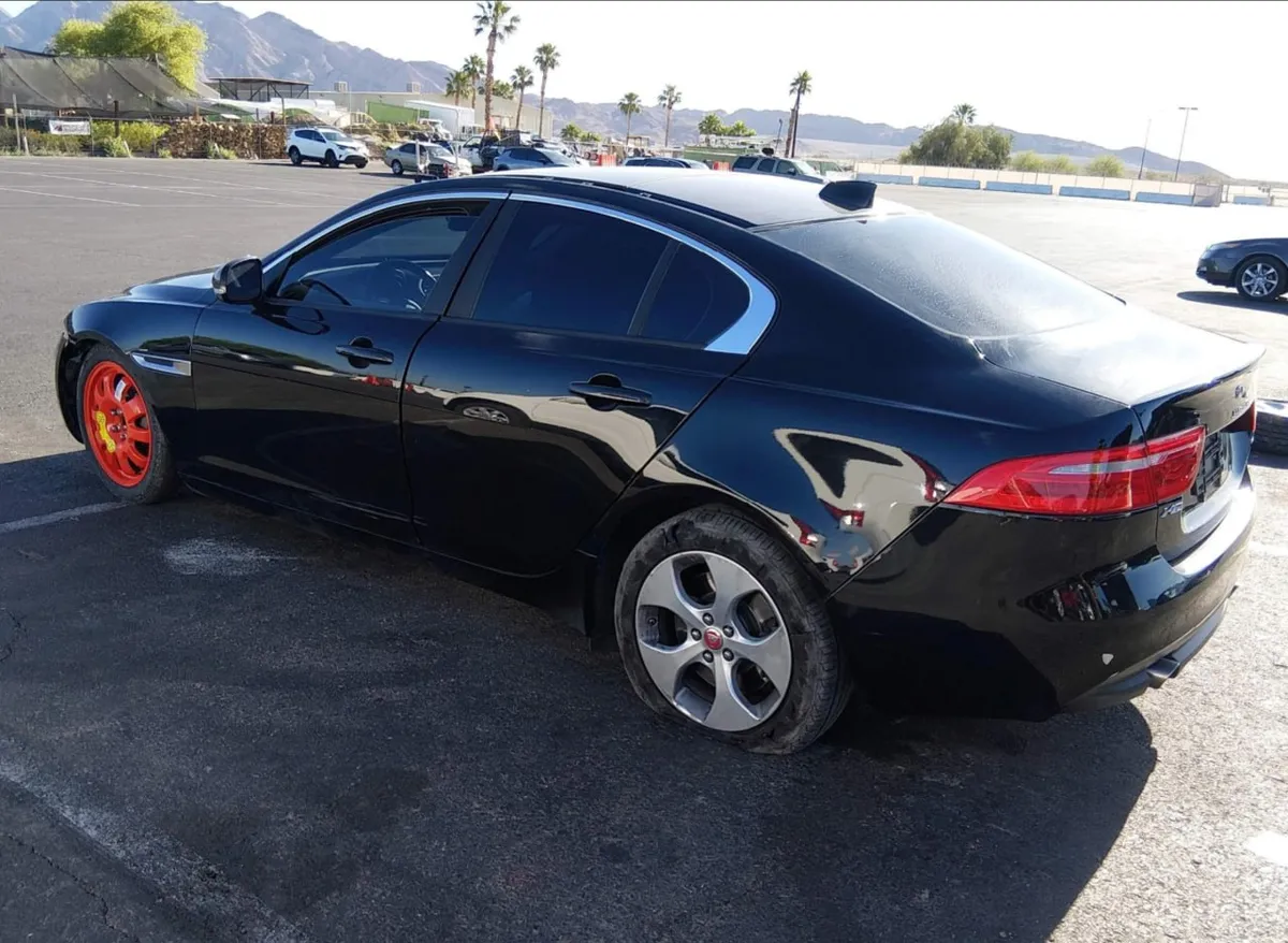 JAGUAR XE 25T 2018