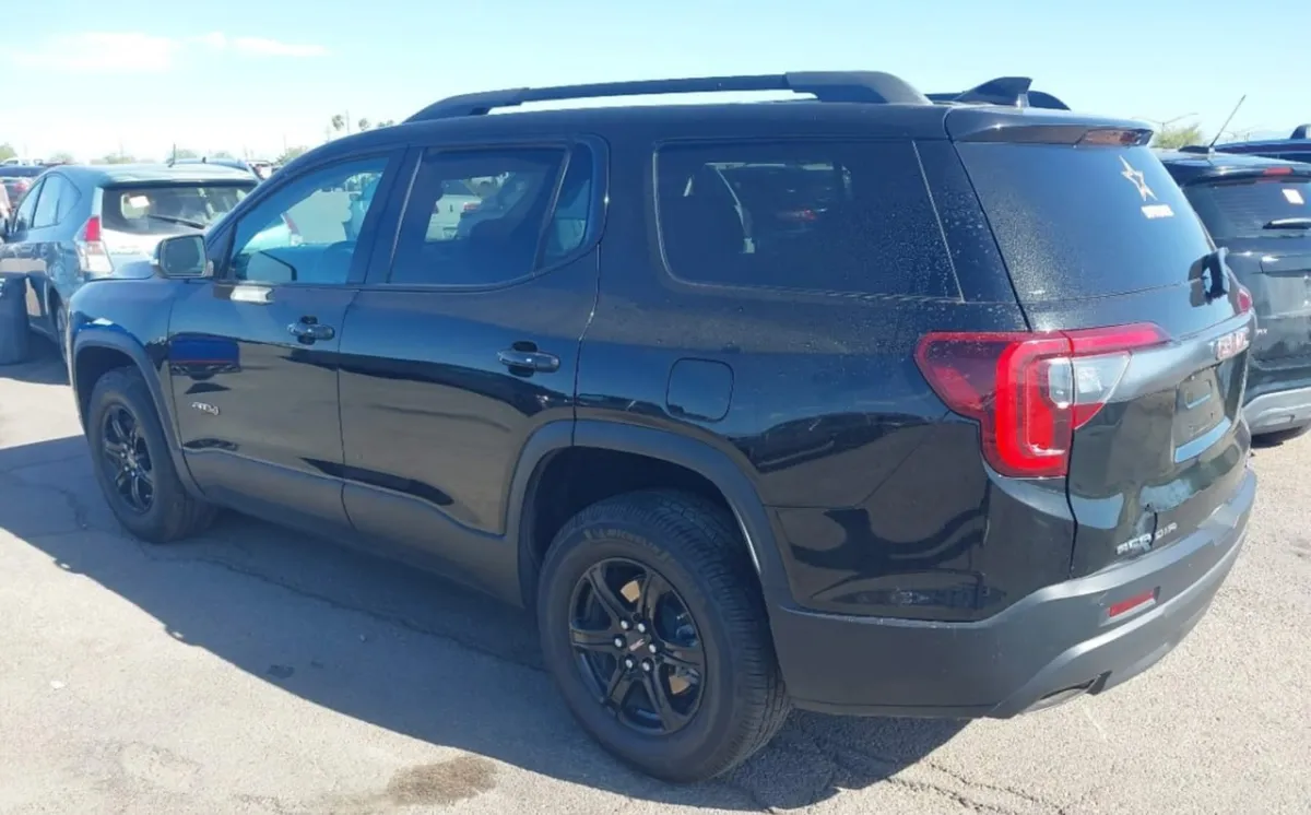 GMC ACADIA AWD AT4 2022