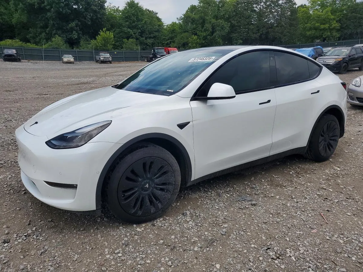 TESLA MODEL Y 2022