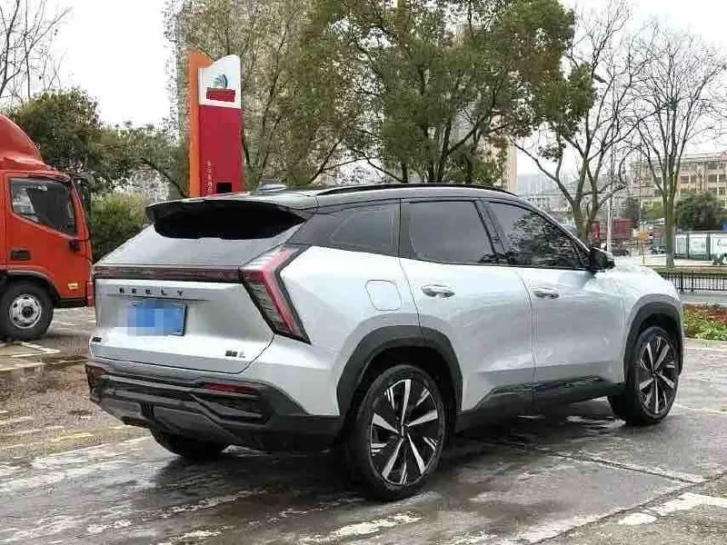 GEELY BOYUE L PREMIUM 2023