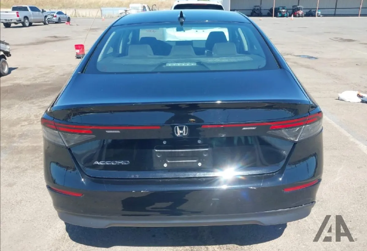 HONDA ACCORD LX 2024