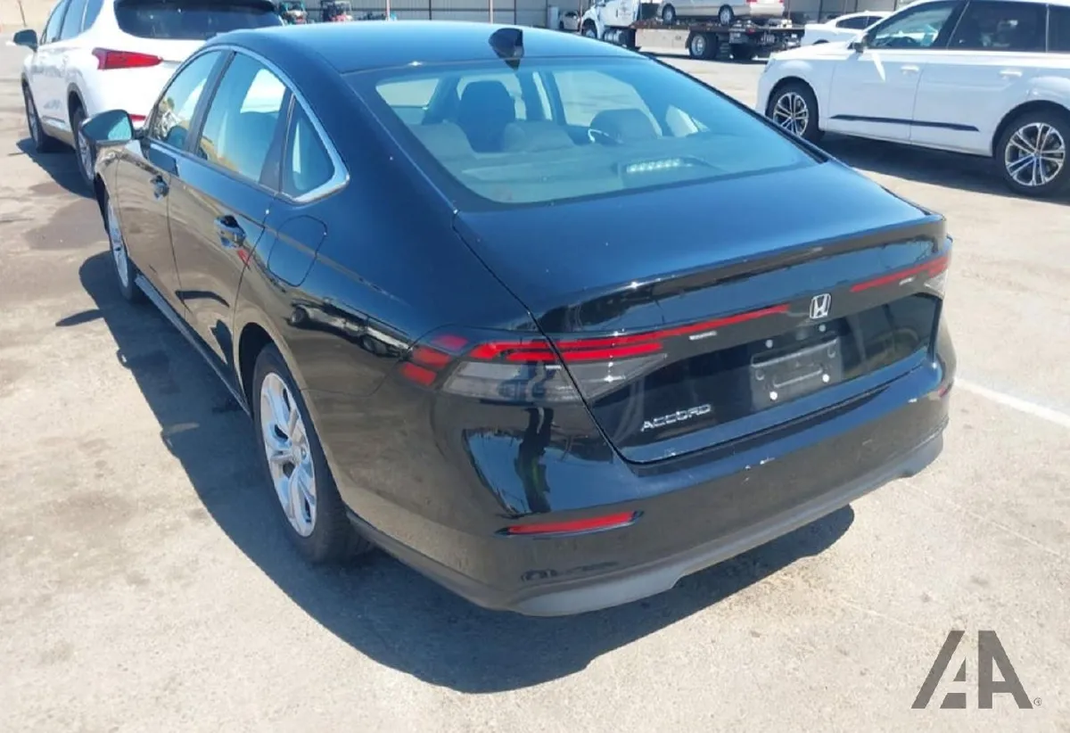 HONDA ACCORD LX 2024