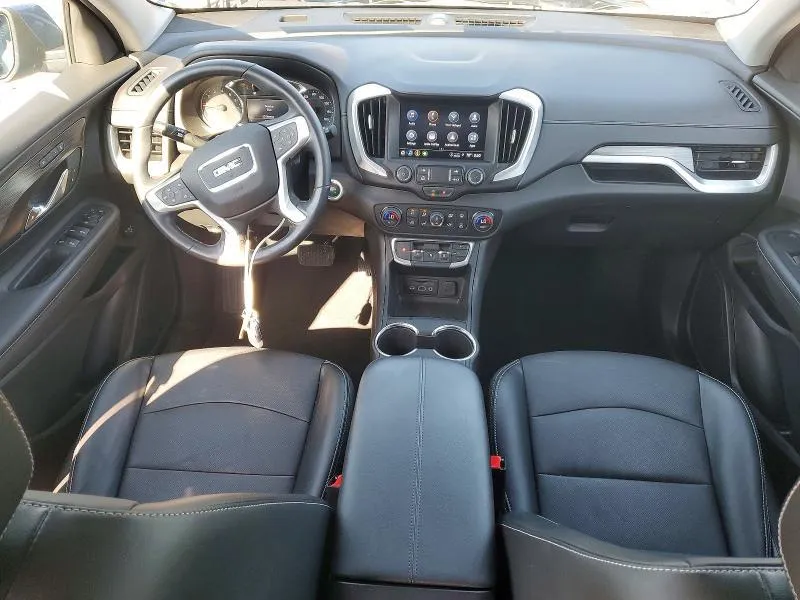 GMC TERRAIN SLT 2024