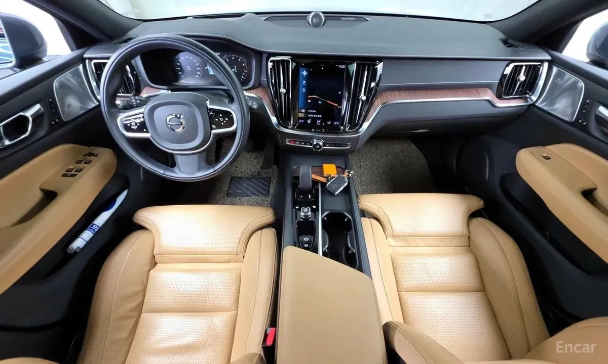 VOLVO V60 CROSS COUNTRY B5 2022