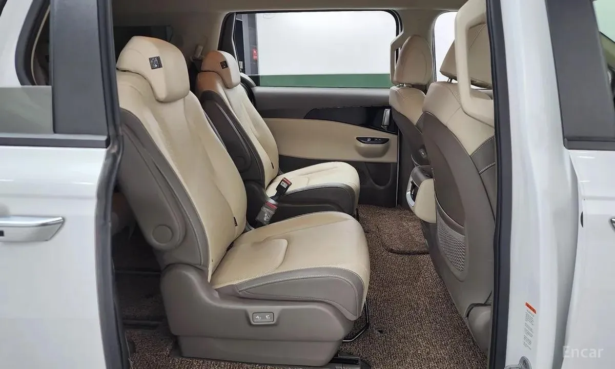 KIA CARNIVAL PRESTIGE 2022