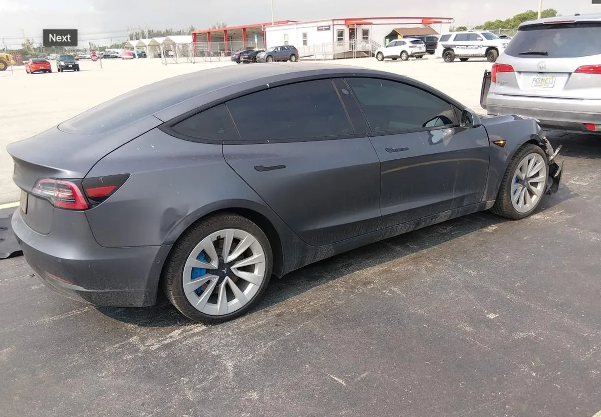 TESLA MODEL 3 REAR-WHEEL 2022